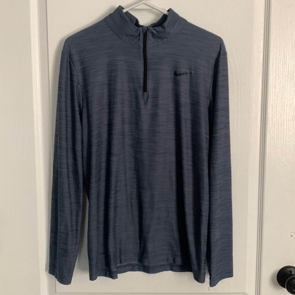 Men’s Nike Long Sleeve Dri-Fit shirt small